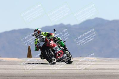 media/Oct-13-2025-Moto Forza (Mon) [[a66d839500]]/3-B Group/Session 4 (Turn 9)/